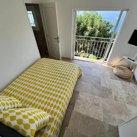 Entre Les Citronniers Et La Apartment *